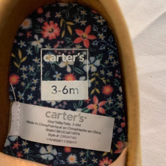 Cat & Jack Sandals NWT 0-3M and Carter's Mary Jane Shoes 3-6M - Picture 9 of 10